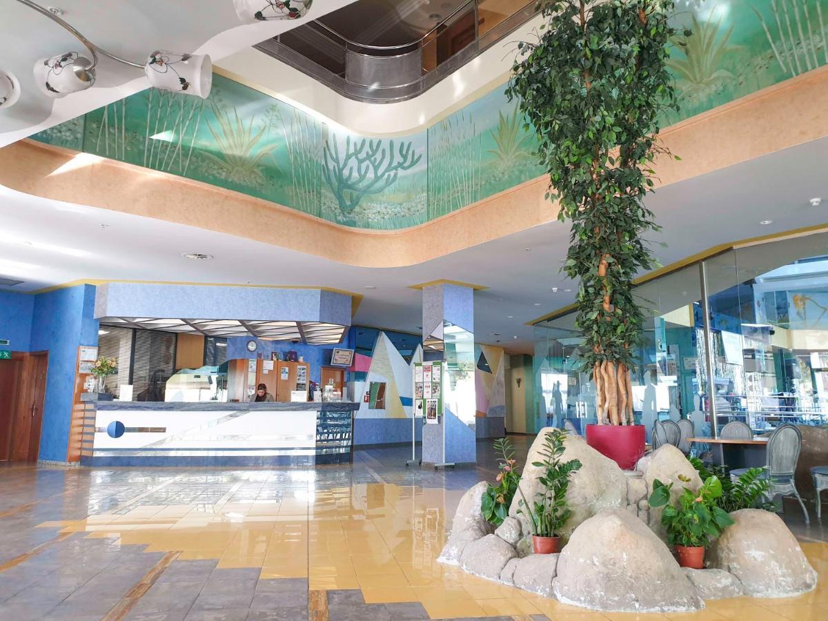 Hotel Kaktus Albir Альфас-дель-Пи Экстерьер фото